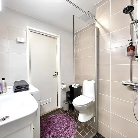 Huoneisto Spacious Haven Near Mall And Convention Center Helsinki