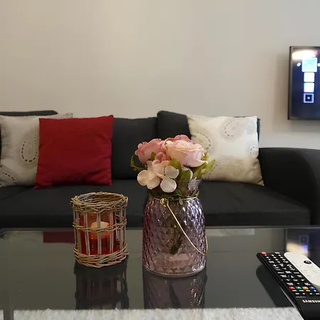 Spacious Haven Near Mall And Convention Center Huoneisto Helsinki