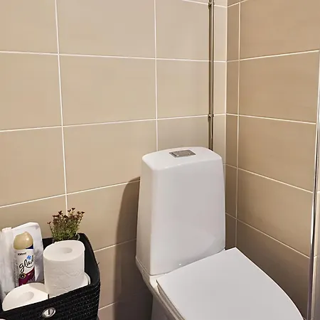 Huoneisto Spacious Haven Near Mall And Convention Center